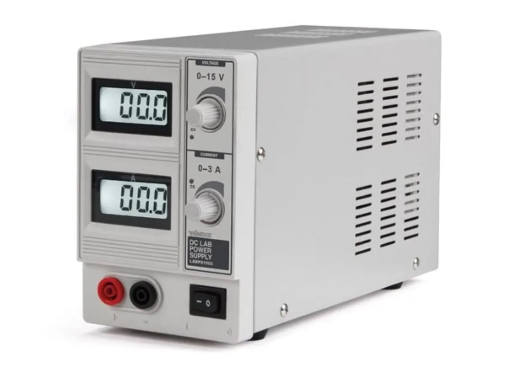Velleman Labornetzteil, regelbar, 0-15 VDC/0-3 A. LABPS1503