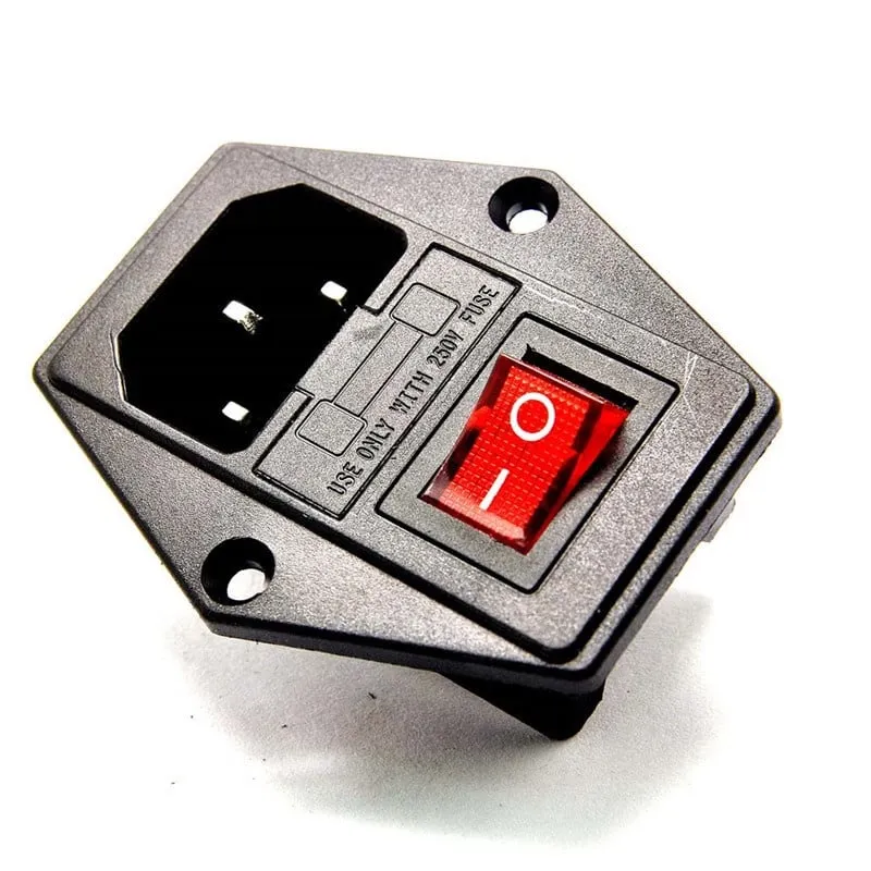 AC C13-Netzbuchse mit Sicherungshalter und Schalter