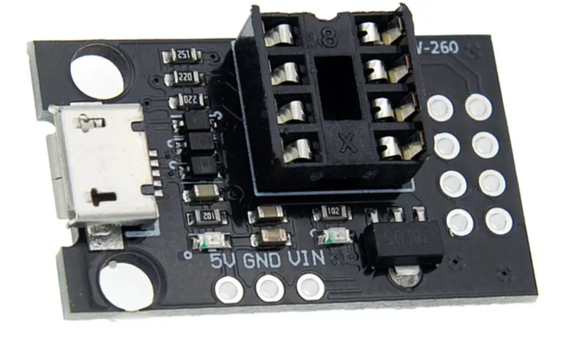 ATtiny Programmierboard
